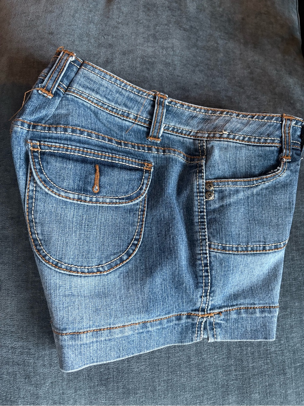 Bloomingdale's Men's Blue Relaxed Denim Jeans